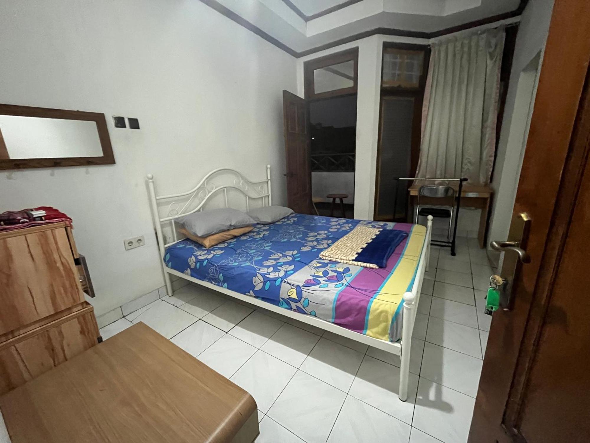 Spot On 94142 Al Fatih Residence Syariah 2 Джакарта Экстерьер фото